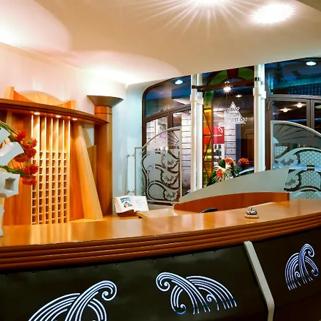 Grand Des Terreaux Hotel