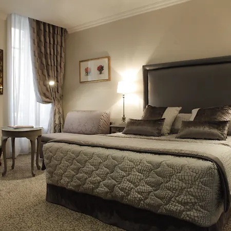 Grand Des Terreaux Hotel 4*