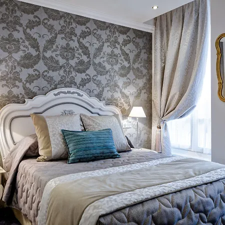 Grand Des Terreaux 4*