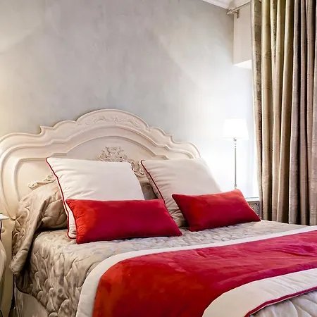 Grand Des Terreaux Hotel
