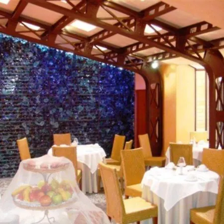 Grand Des Terreaux 4*
