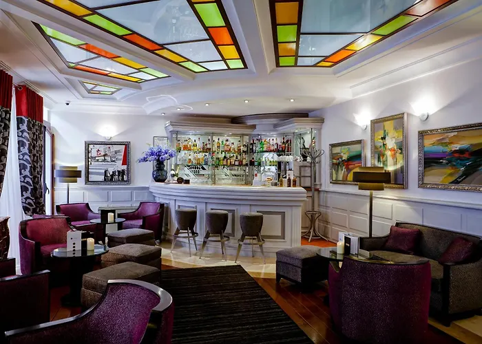 Hotel Grand Des Terreaux 4*